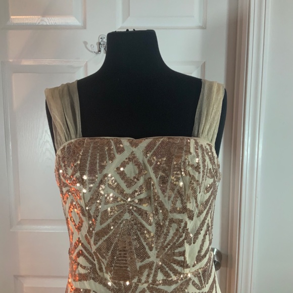 Champagne Sequin Mermaid Hem Evening Formal Gown Size Large - Picture 4 of 12